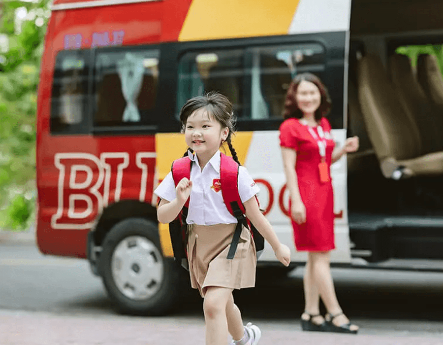 Dịch Vụ Bán Trú & Đưa Đón